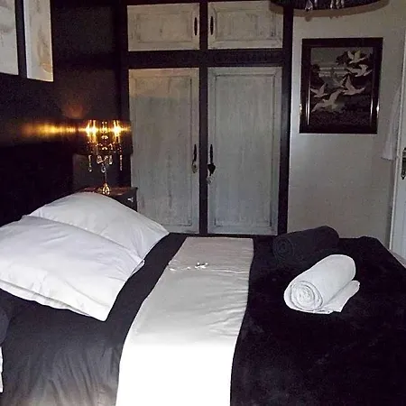 Entre Terre Et Bed & Breakfast